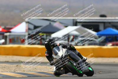 media/Apr-09-2022-SoCal Trackdays (Sat) [[c9e19a26ab]]/Turn 2 (1140am)/